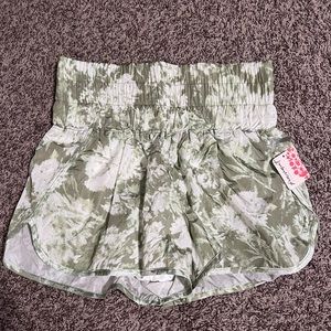 NWT ** The Way Home Shorts • Size: M